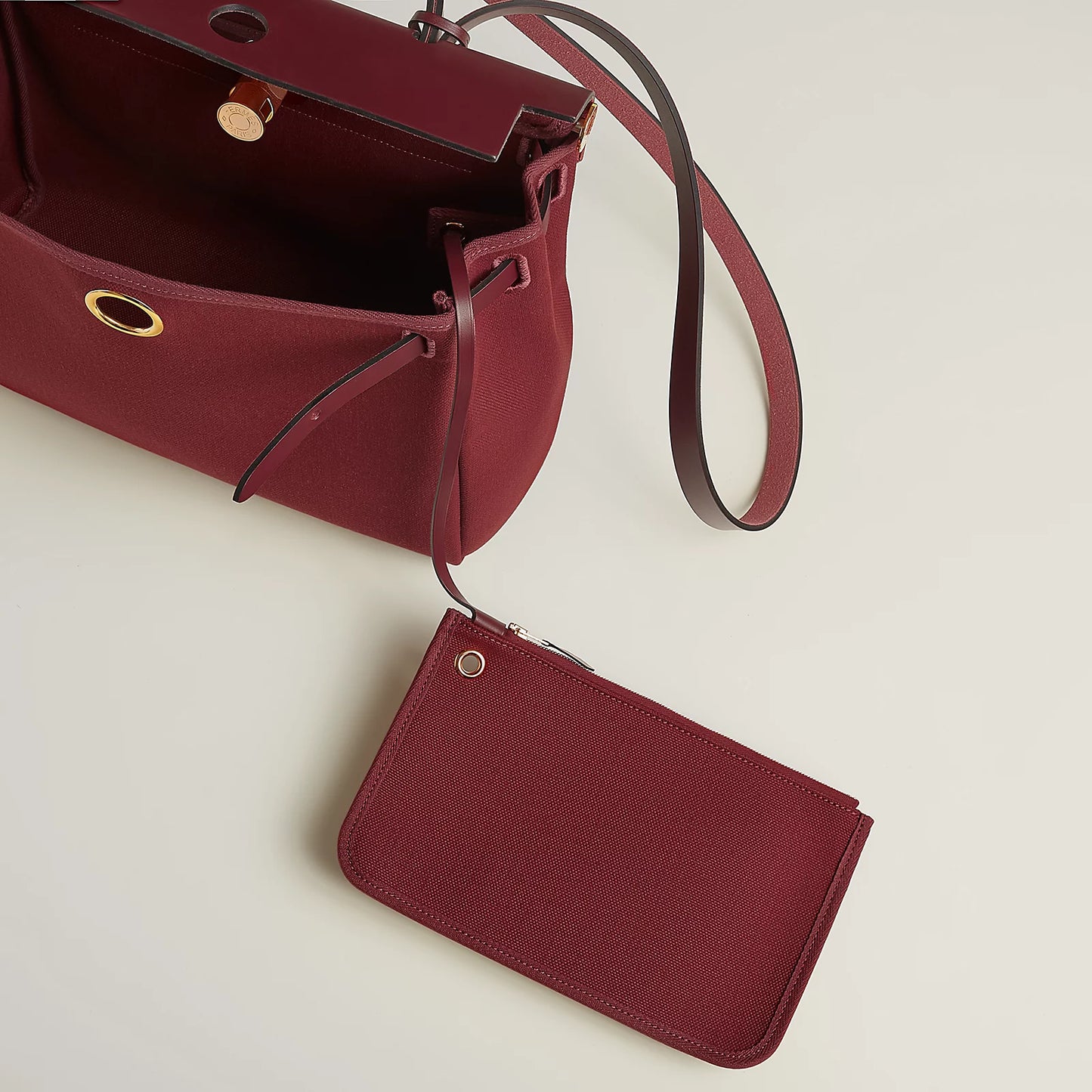 Hermès Herbag Zip31 Rouge H
