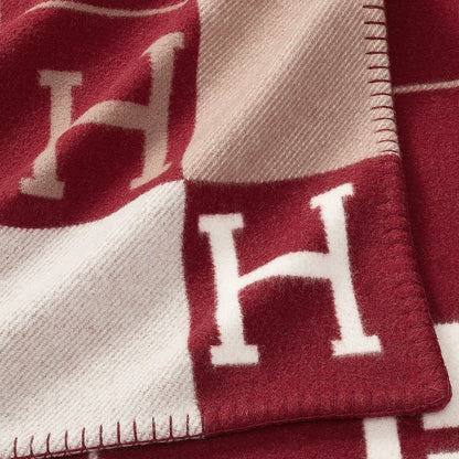 Hermès Avalon III Throw Blanket Rouge H